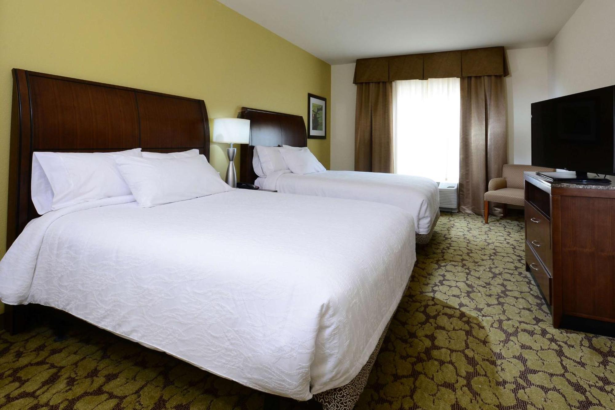 Hilton Garden Inn Greensboro Airport Exterior photo